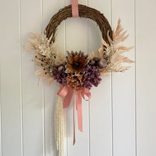 Load image into Gallery viewer, Dried Flower Wreath - Angelica
